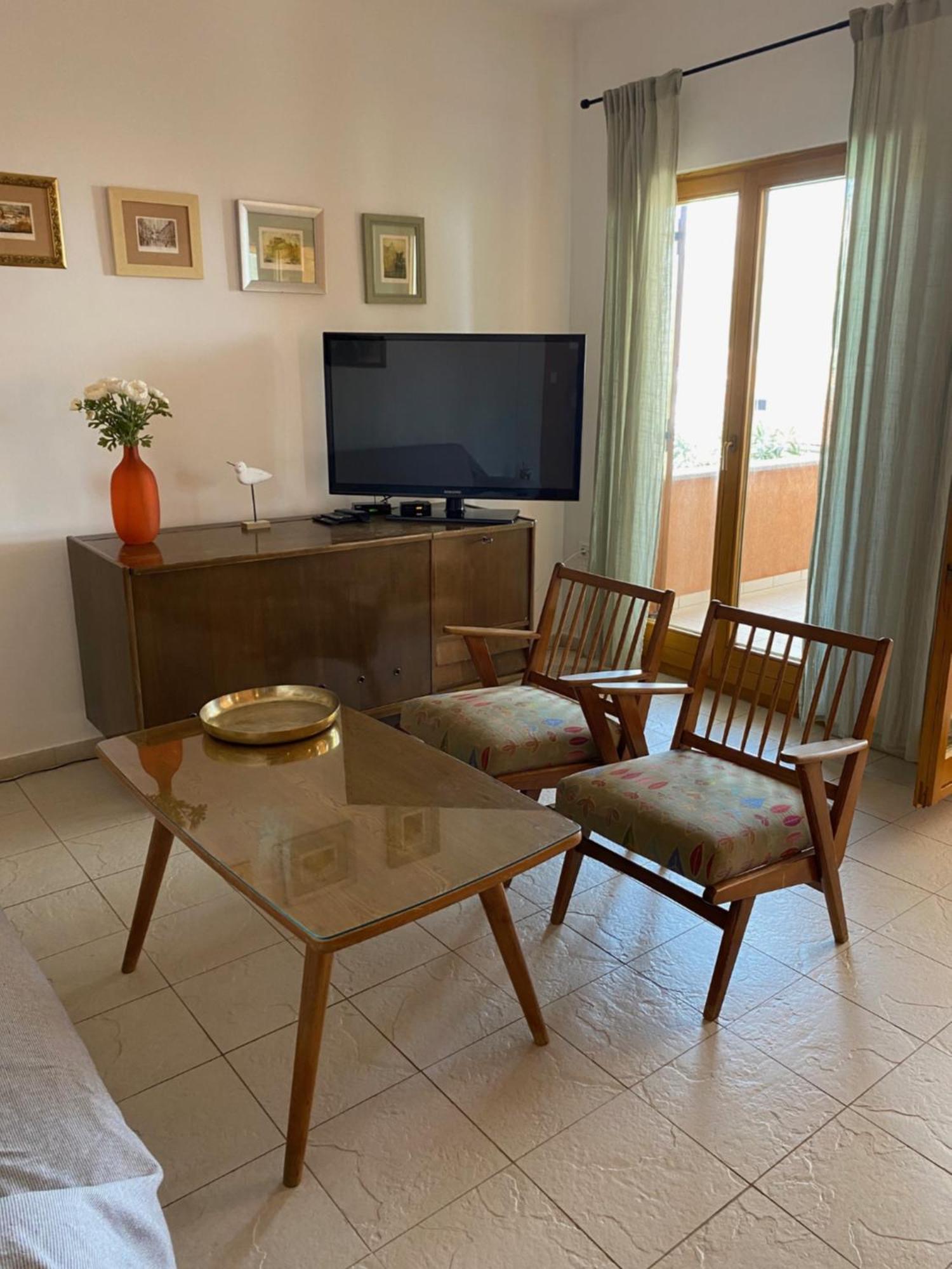 Apartments Lili I Baska  Ngoại thất bức ảnh